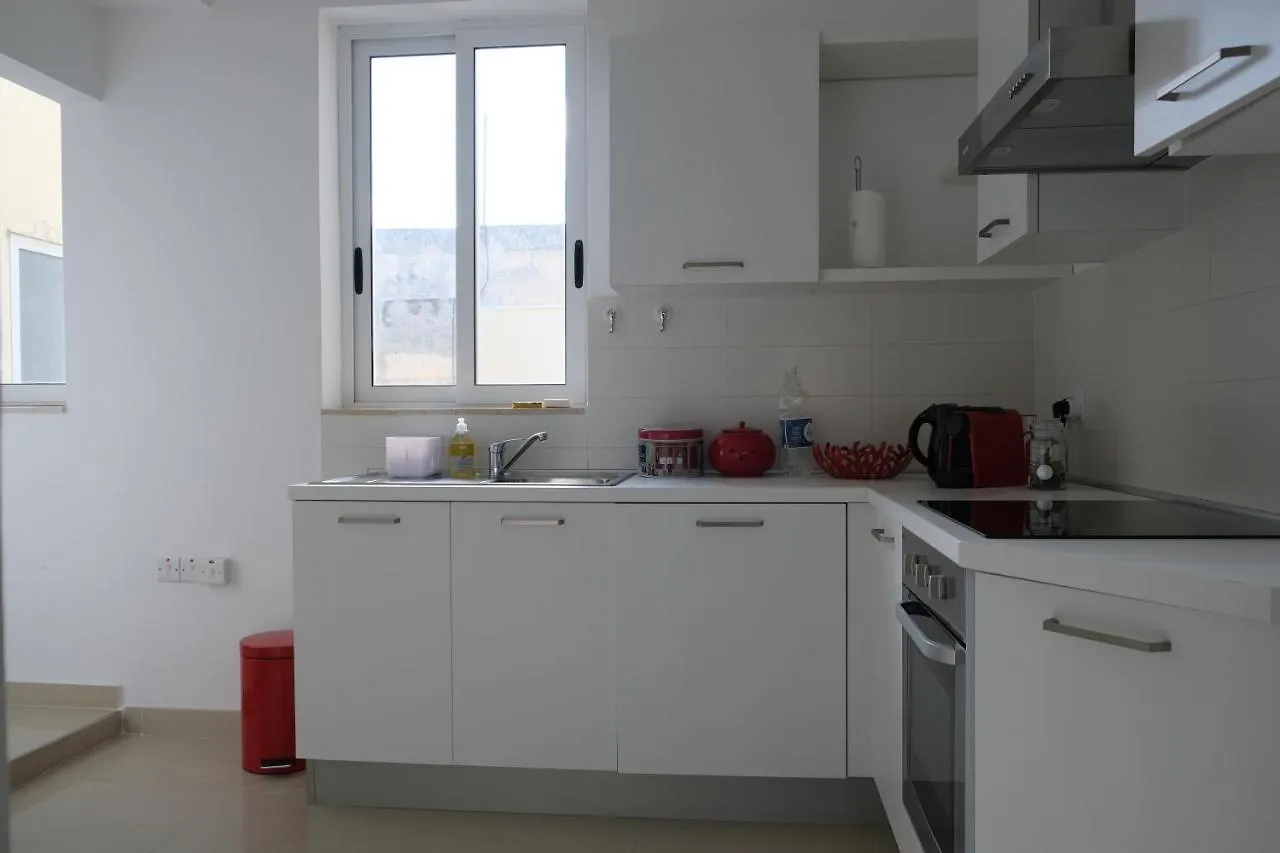 Penthouse With Sea View, Lift, 2 Min From Valletta Apartment Il-Furjana Malta